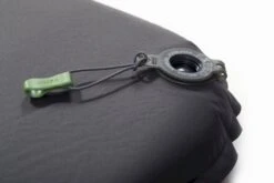 Exped SIM Comfort 7.5 LW Zelfopblazende Slaapmat -Outwell Winkel 1267 1900 6183 sim comfort valve in close 5472x3648