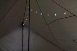 Easy Camp Globe Lichtsnoer Kleurenmix 15 Lampen - 2 Meter -Outwell Winkel 1268 1900 67c93ed5 e0e9 4436 bb85 bb6ad4e4c883 1280x960