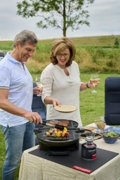 NomadiQ Draagbare Gasbarbecue - Zwart -Outwell Winkel 1900 1267 mvd0748 1