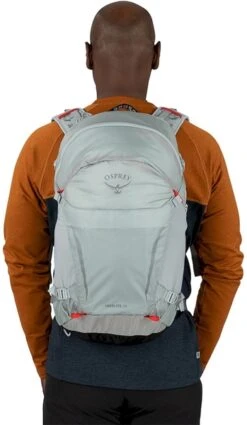 Osprey Hikelite Wandelrugzak - 26 Liter - Zilver -Outwell Winkel 1900 1900 0039 hikelite 26l s23 onbody6 silverlining 10004802