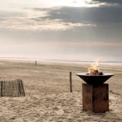 OFYR Classic Corten 85 -Outwell Winkel 900 900 ofyr strand liggend 1000x1000 1