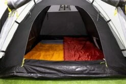 Kampa Brighton Grey 3 Tunneltent - 3 Persoons 11 Kampa Brighton Grey 3 Tunneltent - 3 Persoons -Outwell Winkel brightongrey3 4