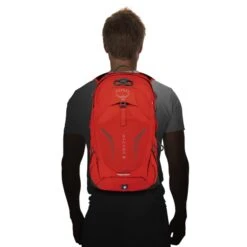 Osprey Syncro Daypack -12 Liter - Zwart 19 Osprey Syncro Daypack -12 Liter - Zwart -Outwell Winkel osprey syncro 12 oplichaam