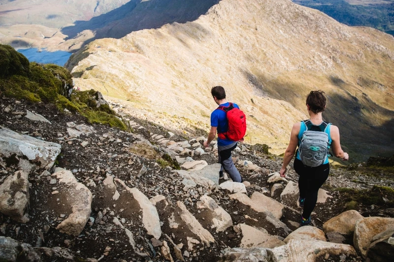 Osprey Syncro Daypack -12 Liter - Zwart 6 Osprey Syncro Daypack -12 Liter - Zwart - Afbeelding 4